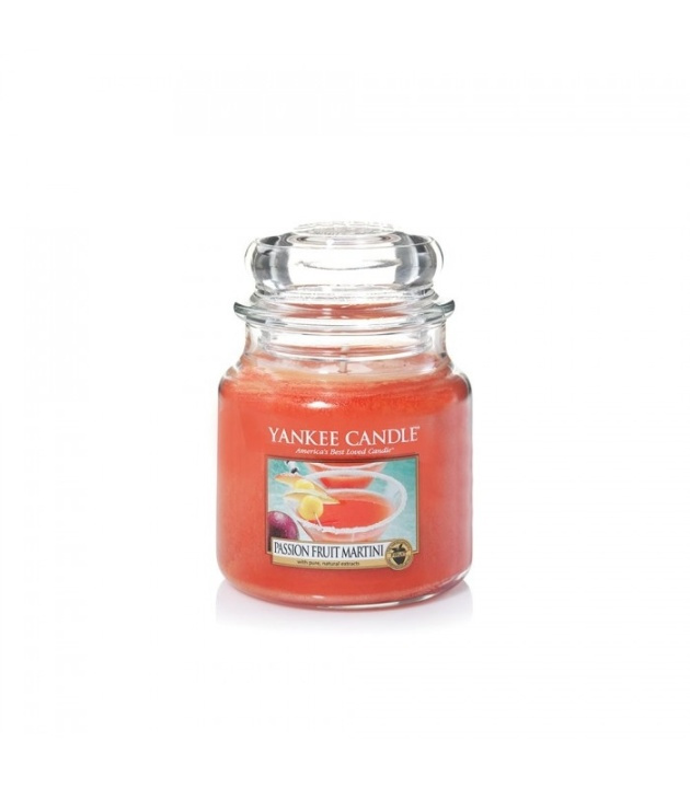 Yankee Candle Classic Medium Jar Passion Fruit Martini 411g in de groep BEAUTY & HEALTH / Geuren & Parfum / Overige geuren / Geurkaarsen bij TP E-commerce Nordic AB (38-67674)