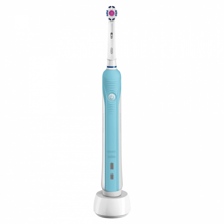 Oral B Elektrische Tandenborstel Pro700 3D Wit, Blauw in de groep BEAUTY & HEALTH / Mondverzorging / Elektrische tandenborstels bij TP E-commerce Nordic AB (38-87824)