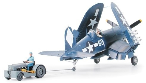 Tamiya 1/48 CORSAIR F4U-1D M/TRAKTOR in de groep SPORT, VRIJE TIJD & HOBBY / Hobby / Kunststof modellen / Vliegtuigen/helikopters bij TP E-commerce Nordic AB (A06229)