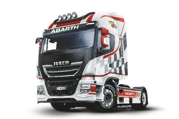 Italeri 1:24 Iveco E5 HI-WY \'Abarth in de groep SPORT, VRIJE TIJD & HOBBY / Hobby / Kunststof modellen / Auto\'s bij TP E-commerce Nordic AB (A07189)