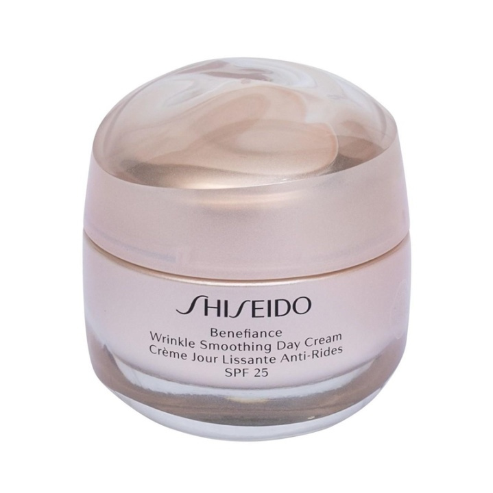 Shiseido Benefiance Wrinkle Smoothing Day Cream 50ml in de groep BEAUTY & HEALTH / Huidsverzorging / Gezicht / Gezichtscrèmes bij TP E-commerce Nordic AB (A12982)