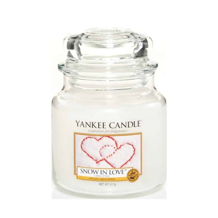 Yankee Candle Classic Medium Jar Snow In Love 411g in de groep BEAUTY & HEALTH / Geuren & Parfum / Overige geuren / Geurkaarsen bij TP E-commerce Nordic AB (A13289)