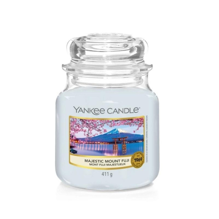 Yankee Candle Classic Medium Jar Majestic Mount Fuji 411g in de groep BEAUTY & HEALTH / Geuren & Parfum / Overige geuren / Geurkaarsen bij TP E-commerce Nordic AB (C11207)