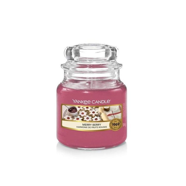 Yankee Candle Classic Small Jar Merry Berry 104g in de groep BEAUTY & HEALTH / Geuren & Parfum / Overige geuren / Geurkaarsen bij TP E-commerce Nordic AB (C11394)