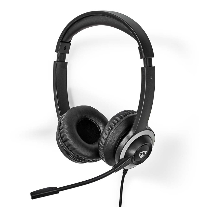 Nedis PC-Headset | On-Ear | Stereo | USB Type-A / USB Type-C™ | Inklapbare Microfoon | Zwart in de groep COMPUTERS & RANDAPPARATUUR / Computeraccessoires / Koptelefoon bij TP E-commerce Nordic AB (C25675)