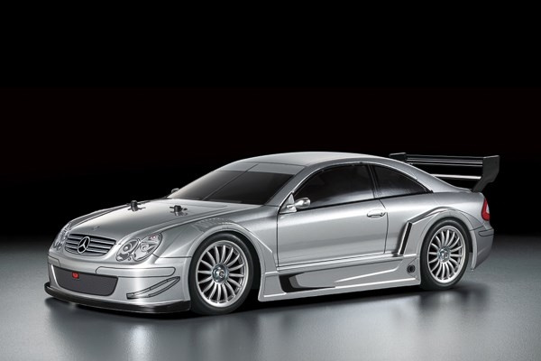 TAMIYA 1/10 R/C 2002 Mercedes-Benz CLK AMG (TT-02) in de groep SPEELGOED, KINDER- & BABYPRODUCTEN / Op afstand bestuurbaar / Afstand bestuurbare auto\'s bij TP E-commerce Nordic AB (C31739)