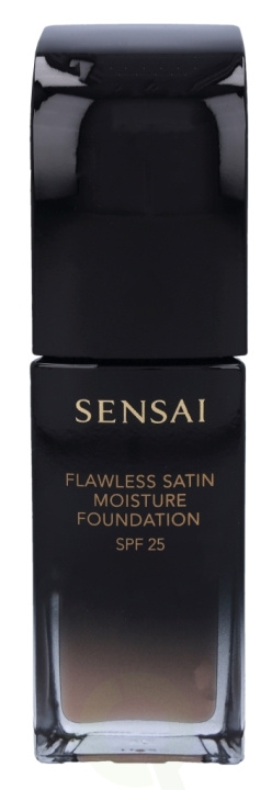 Sensai Flawless Satin Foundation SPF25 30 ml FS103 Sand Beige in de groep BEAUTY & HEALTH / Makeup / Make-up gezicht / Foundation bij TP E-commerce Nordic AB (C41543)