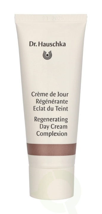 Dr. Hauschka Regenerating Day Cream Complexion 40 ml in de groep BEAUTY & HEALTH / Huidsverzorging / Gezicht / Gezichtscrèmes bij TP E-commerce Nordic AB (C50854)