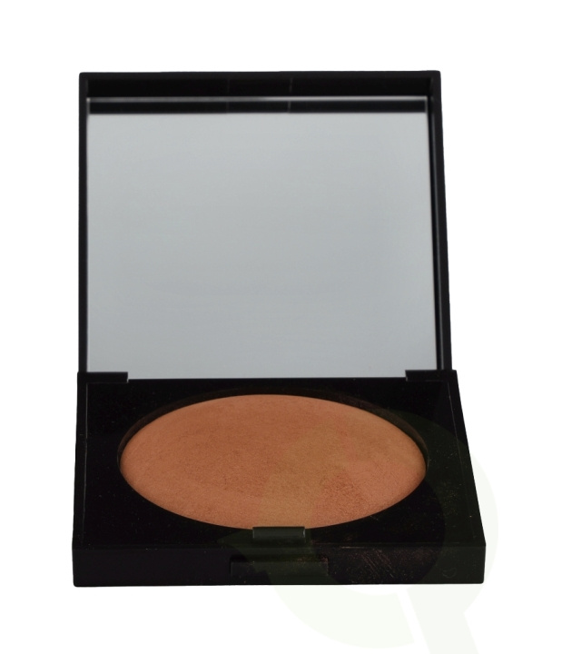 Laura Mercier Matte Radiance Baked Powder 7.5 gr Bronze 04 in de groep BEAUTY & HEALTH / Makeup / Make-up gezicht / Poeder bij TP E-commerce Nordic AB (C53117)