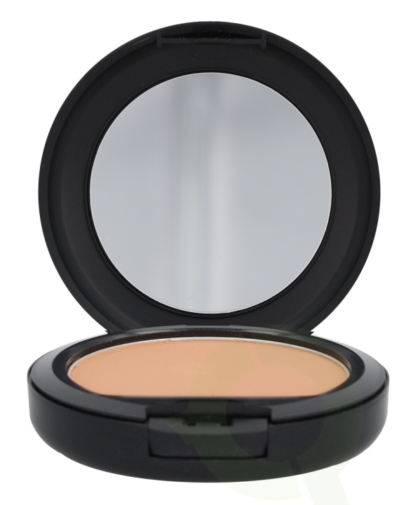 MAC Studio Fix Powder Plus Foundation 15 g NW30 in de groep BEAUTY & HEALTH / Makeup / Make-up gezicht / Foundation bij TP E-commerce Nordic AB (C53917)