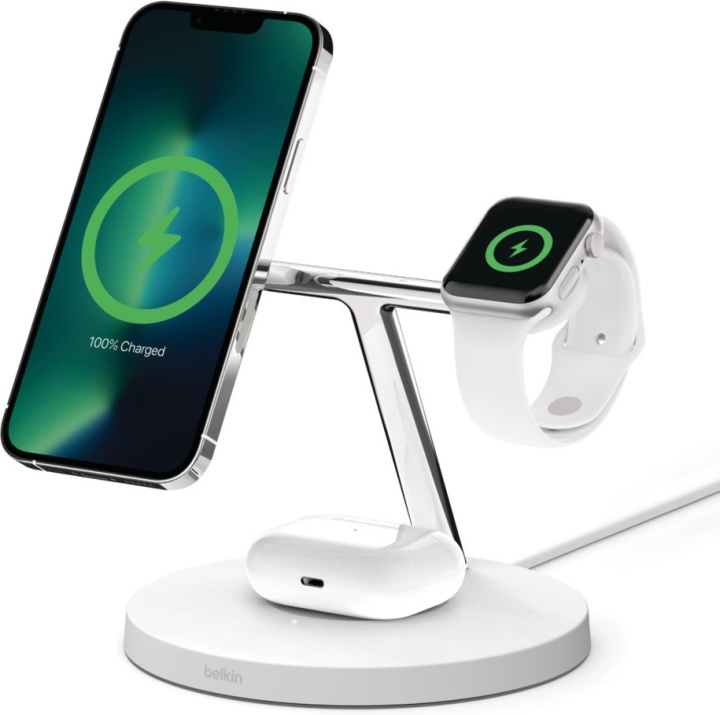 Belkin BoostCharge Pro 3-i-1 trådlös laddningsstation med MagSafe, vit in de groep SMARTPHONE & TABLETS / Opladers & Kabels / Draadloze Qi-oplader bij TP E-commerce Nordic AB (C57794)