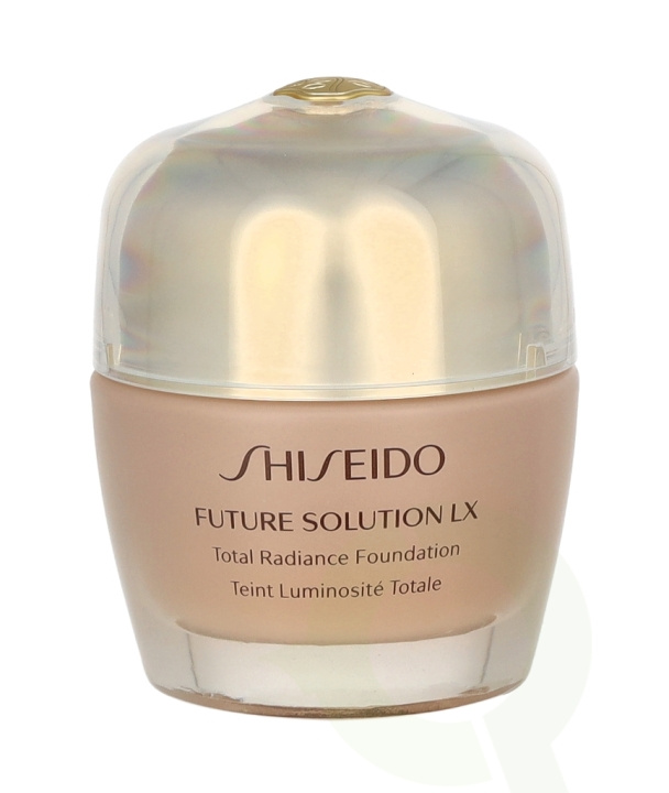 Shiseido Future Solution LX Total Radiance Foundation SPF15 30 ml in de groep BEAUTY & HEALTH / Makeup / Make-up gezicht / Foundation bij TP E-commerce Nordic AB (C63909)