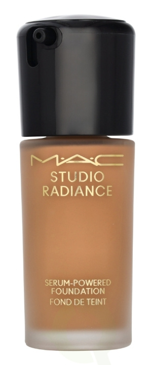 MAC Studio Radiance Serum-Powered Foundation 30 ml #NC30 in de groep BEAUTY & HEALTH / Makeup / Make-up gezicht / Foundation bij TP E-commerce Nordic AB (C63974)