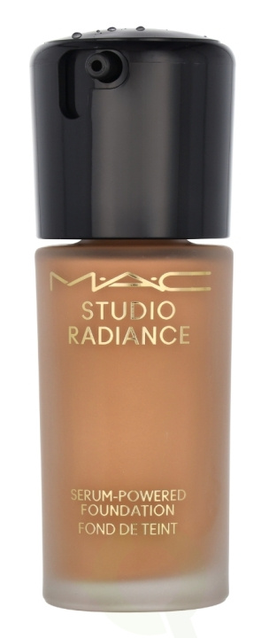 MAC Studio Radiance Serum-Powered Foundation 30 ml #NC35 in de groep BEAUTY & HEALTH / Makeup / Make-up gezicht / Foundation bij TP E-commerce Nordic AB (C63975)