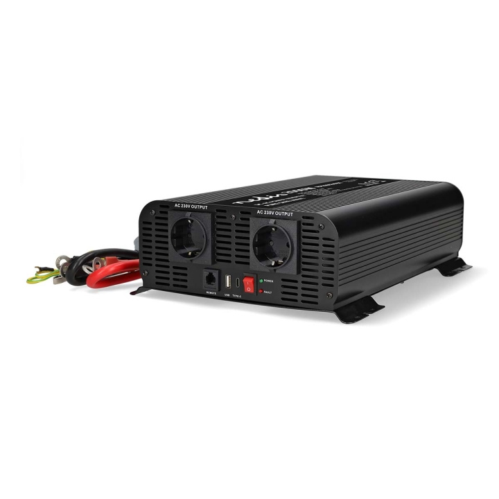 Nedis Omvormer Pure Sinusgolf | Ingangsvoltage: 24 V DC | Apparaat stroomoutput: Type F (CEE 7/3) / USB-A / USB-C™ | 230 V AC 50 Hz | 2000 W | Piekvermogen: 4000 W | Screw Terminal | Zuivere Sinusgolf | Zekering | Zwart in de groep HUISHOUDEN & TUIN / Elektriciteit & Verlichting / Spanning converters bij TP E-commerce Nordic AB (C64462)