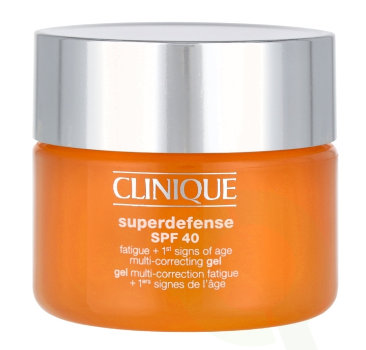 Clinique Superdefense Gel SPF40 30 ml in de groep BEAUTY & HEALTH / Huidsverzorging / Gezicht / Dagcrème bij TP E-commerce Nordic AB (C65581)