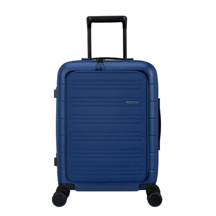 American Tourister Novastream Spinner 55/20 Marinblå in de groep SPORT, VRIJE TIJD & HOBBY / Reisaccessoires / Koffers bij TP E-commerce Nordic AB (C71159)