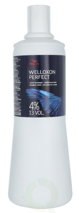 Wella Welloxon Perfect Creme Developer 1000 ml 4% 13 Vol. in de groep BEAUTY & HEALTH / Haar & Styling / Haarverzorging / Haarverf / Haarverf & Kleurbommen bij TP E-commerce Nordic AB (C73945)