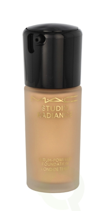 MAC Studio Radiance Serum-Powered Foundation 30 ml NC12 in de groep BEAUTY & HEALTH / Makeup / Make-up gezicht / Foundation bij TP E-commerce Nordic AB (C75950)