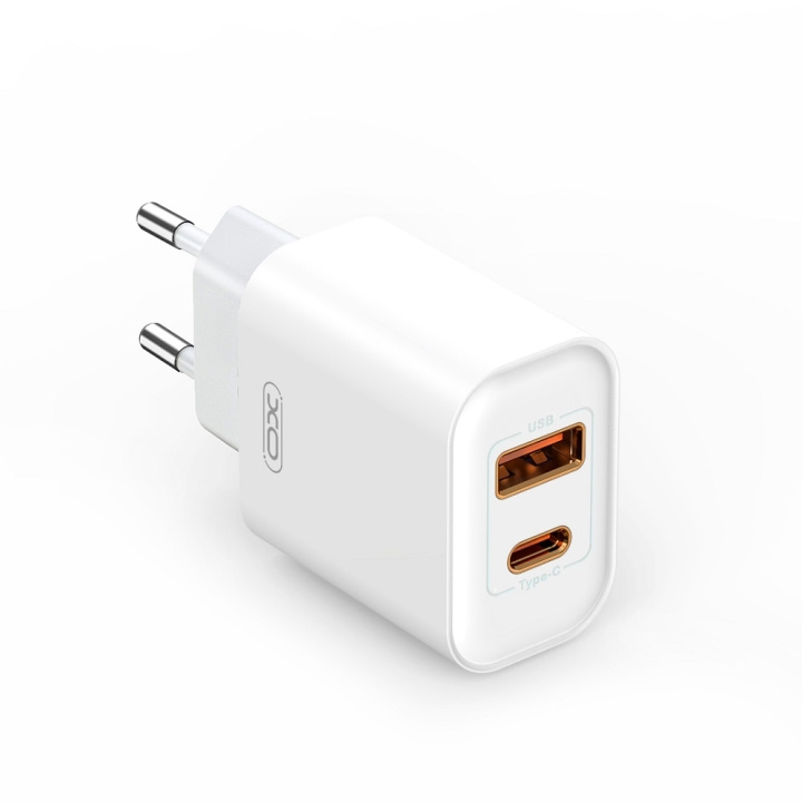 XO väggladdare CE12 PD QC 3.0 20W 1x USB 1x USB-C vit in de groep SMARTPHONE & TABLETS / Opladers & Kabels / Wandoplader / Wandoplader Type C bij TP E-commerce Nordic AB (C79271)