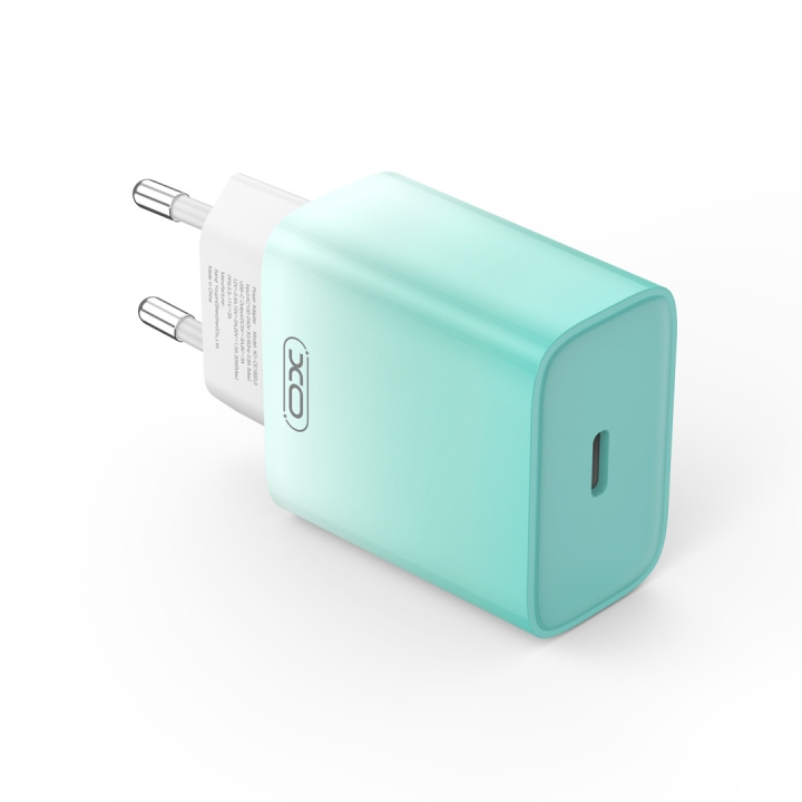 XO väggladdare CE18 PD 30W 1x USB-C blå-vit in de groep SMARTPHONE & TABLETS / Opladers & Kabels / Wandoplader / Wandoplader Type C bij TP E-commerce Nordic AB (C79291)