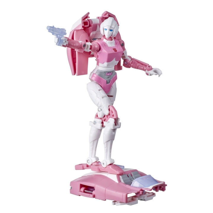 Transformers Generaties Oorlog voor Cybertron - Koninkrijk Deluxe Arcee (F0676) in de groep SPEELGOED, KINDER- & BABYPRODUCTEN / Speelgoed / Figuren & miniaturen bij TP E-commerce Nordic AB (C80936)