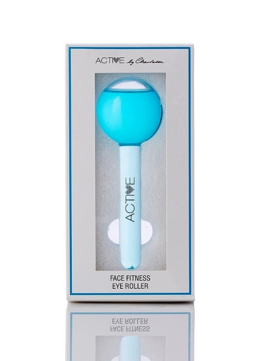 Active by Charlotte Eye Roller Blauw in de groep BEAUTY & HEALTH / Huidsverzorging / Gezicht / Hulpmiddelen voor huidverzorging bij TP E-commerce Nordic AB (C82473)