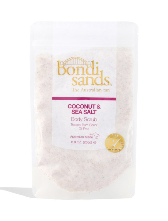 Bondi Sands Tropical Rum Kokosnoot & Zeezout Body Scrub 250 g in de groep BEAUTY & HEALTH / Huidsverzorging / Gezicht / Scrub / Peeling bij TP E-commerce Nordic AB (C83622)