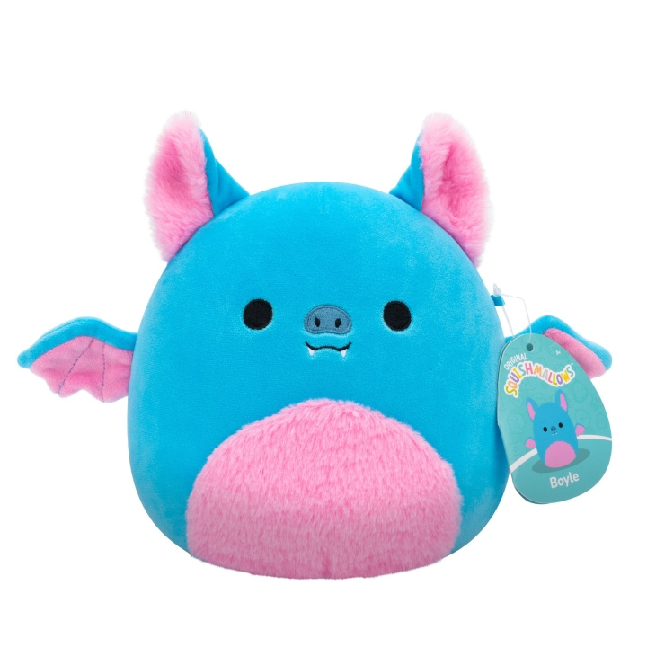 Squishmallows 19 cm P20 Pluche - Boyle Vleermuis (206077) in de groep SPEELGOED, KINDER- & BABYPRODUCTEN / Babyspeelgoed / Knuffels bij TP E-commerce Nordic AB (C84811)