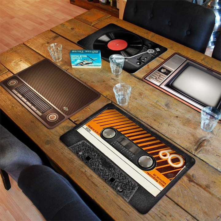 MikaMax Retro placemats - set van 4 (03777) in de groep SPORT, VRIJE TIJD & HOBBY / Leuke dingen / Handige spullen bij TP E-commerce Nordic AB (C85219)