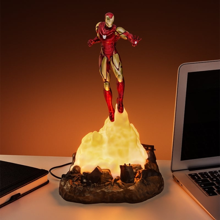 Paladone Iron Man Diorama Licht in de groep HOME ELECTRONICS / Verlichting / Tafellampen bij TP E-commerce Nordic AB (C85561)