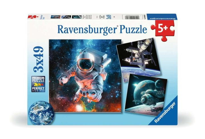 Ravensburger Puzzel Ruimteavontuur 3x49p in de groep SPEELGOED, KINDER- & BABYPRODUCTEN / Speelgoed / Puzzels bij TP E-commerce Nordic AB (C86138)