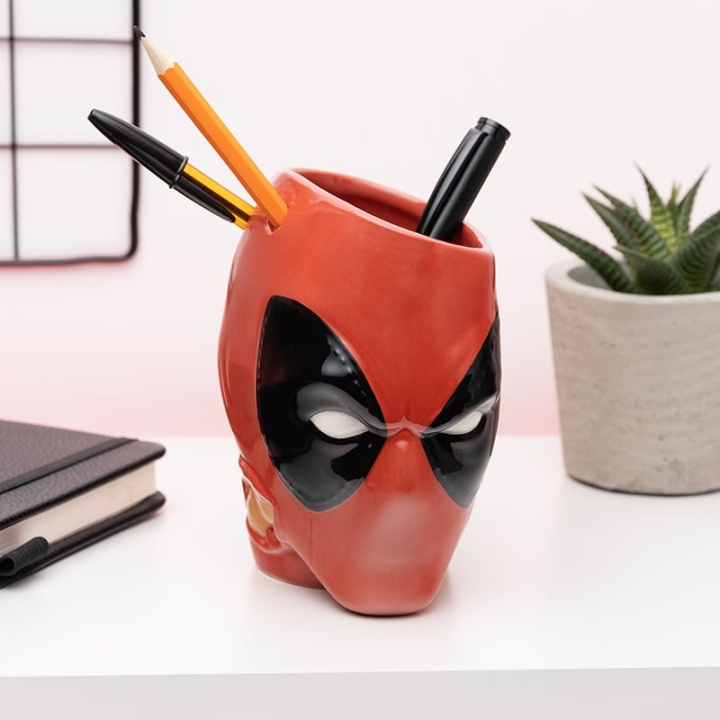 Paladone Deadpool Pen and Plant Pot in de groep SPORT, VRIJE TIJD & HOBBY / Leuke dingen / Leuke dingen bij TP E-commerce Nordic AB (C86813)