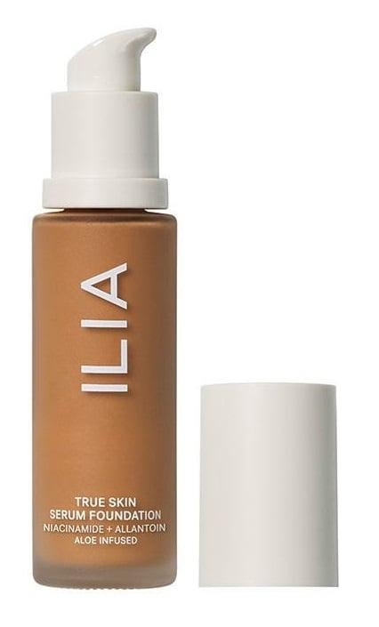 ILIA True Skin Serum Foundation Sardinia SF10.5 30 ml in de groep BEAUTY & HEALTH / Makeup / Make-up gezicht / Foundation bij TP E-commerce Nordic AB (C89645)