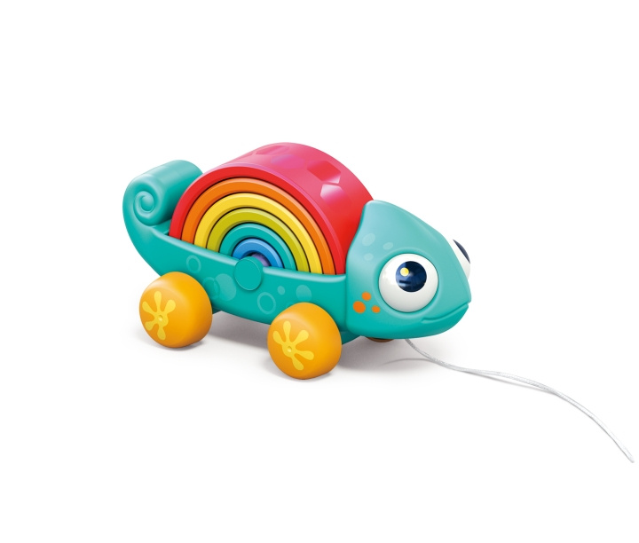 Kinder and Kids Trekdier, Regenboogkameleon met multifunctie (K10124) in de groep SPEELGOED, KINDER- & BABYPRODUCTEN / Babyspeelgoed / Activiteitenspeelgoed bij TP E-commerce Nordic AB (C90517)