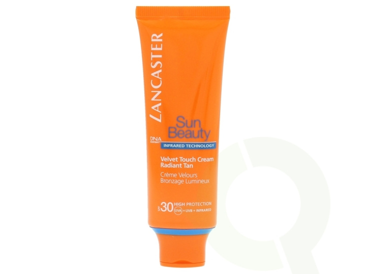 Lancaster Sun Beauty Velvet Touch Cream SPF30 50 ml radiant tan in de groep BEAUTY & HEALTH / Huidsverzorging / Zonnebank / Zonnebescherming bij TP E-commerce Nordic AB (C92150)