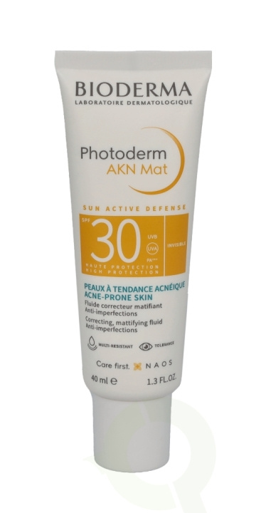 Bioderma Photoderm Akn Mat Fluide SPF30 40 ml in de groep BEAUTY & HEALTH / Huidsverzorging / Zonnebank / Zonnebescherming bij TP E-commerce Nordic AB (C92284)