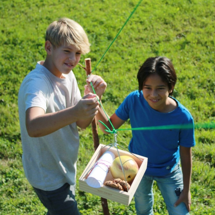 Kikkerland Huckleberry kabelbaan (HB23-F) in de groep SPEELGOED, KINDER- & BABYPRODUCTEN / Buitenspeelgoed / Tuinspeelgoed bij TP E-commerce Nordic AB (C92824)