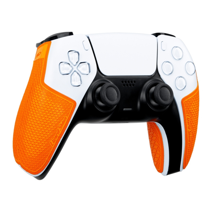 LIZARD SKINS DSP Controller Grip voor PlayStation 5 - Mandarijn in de groep HOME ELECTRONICS / Spelconsoles en accessoires / Sony PlayStation 5 bij TP E-commerce Nordic AB (C93379)