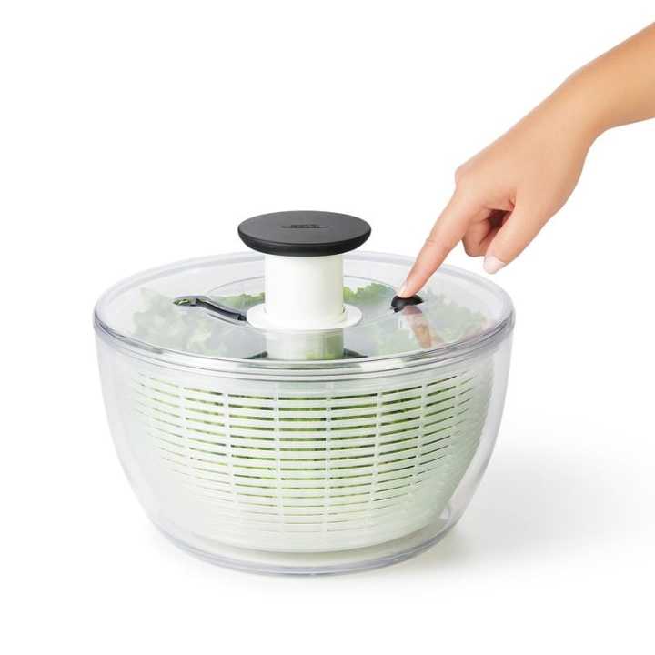 OXO Salade Spinner - Groot (X-1351580) in de groep HUISHOUDEN & TUIN / Keukengerei / Overige keukengereedschap bij TP E-commerce Nordic AB (C94589)