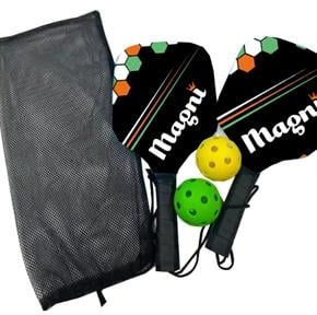 Magni Pickleball set met 2 batjes en 2 ballen (5604) in de groep SPEELGOED, KINDER- & BABYPRODUCTEN / Buitenspeelgoed / Sport & Spel bij TP E-commerce Nordic AB (C94670)