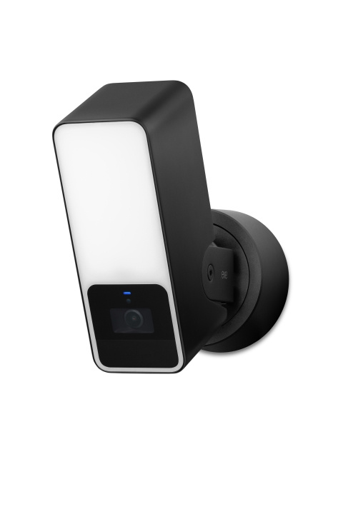 Eve Home Eve - Outdoor Cam - Beveiligde schijnwerpercamera met Apple HomeKit Secure Video-technologie in de groep HUISHOUDEN & TUIN / Alarm & Beveiliging / Beveiligingscamera\'s bij TP E-commerce Nordic AB (C96885)