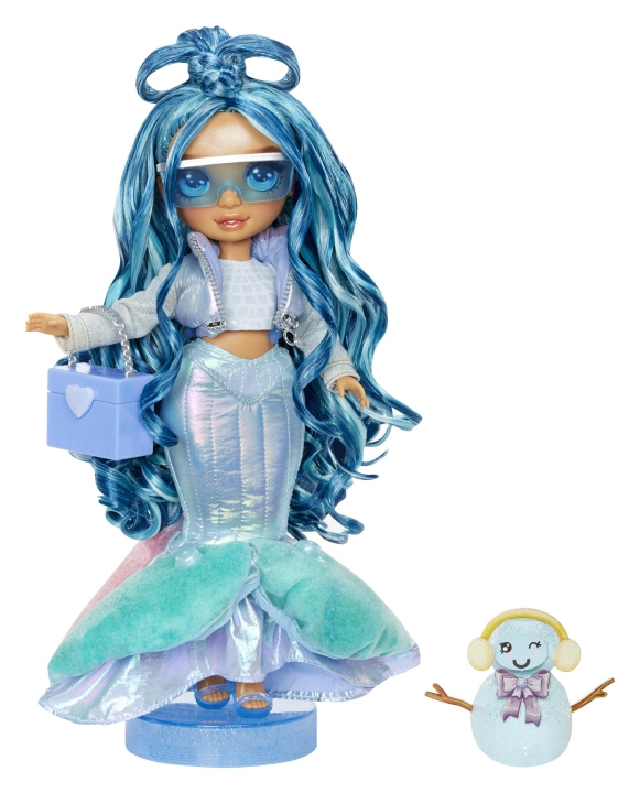 Rainbow high Winter Wonderland Doll- Blue (507802) in de groep SPEELGOED, KINDER- & BABYPRODUCTEN / Speelgoed / Docks & Accessoires bij TP E-commerce Nordic AB (D02312)