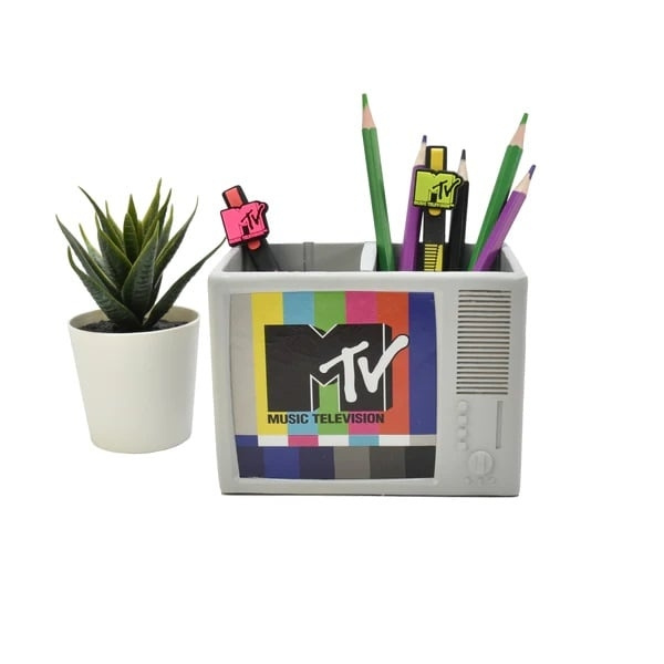 Pyramid International MTV Opgeruimd Bureau in de groep SPORT, VRIJE TIJD & HOBBY / Leuke dingen / Leuke dingen bij TP E-commerce Nordic AB (D04367)