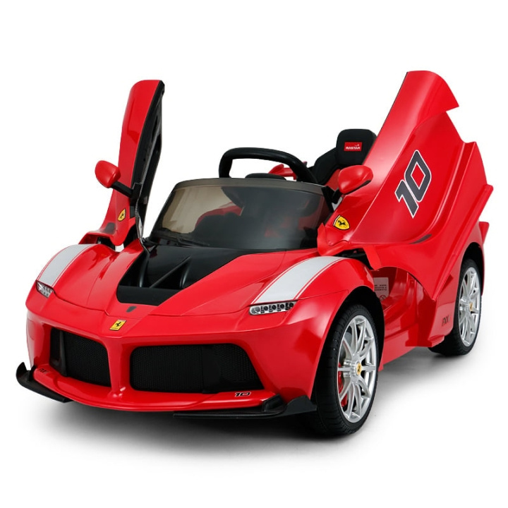 Rastar Elektrische auto - Ferrari LaFerrari FXXK 12V (82700) in de groep SPEELGOED, KINDER- & BABYPRODUCTEN / Buitenspeelgoed / Tuinspeelgoed bij TP E-commerce Nordic AB (D06752)