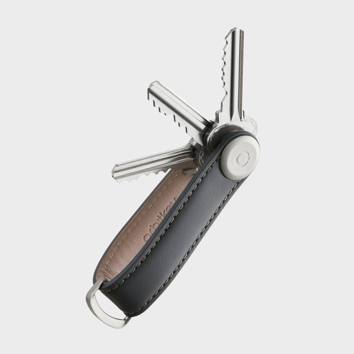 Orbitkey Leren sleutelhanger - Houtskool/Grijs in de groep SPORT, VRIJE TIJD & HOBBY / Leuke dingen / Handige spullen bij TP E-commerce Nordic AB (D06796)