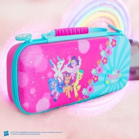 Trade Invaders XL-tas voor Switch en Switch Oled - My Little Pony Tell Your Tale in de groep HOME ELECTRONICS / Spelconsoles en accessoires / Nintendo Switch / Accessoires bij TP E-commerce Nordic AB (D07345)