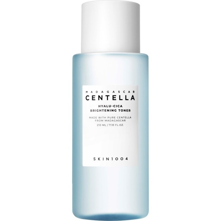 SKIN1004 Madagascar Centella Hyalu-Cica Brightening Toner 210ml in de groep BEAUTY & HEALTH / Huidsverzorging / Gezicht / Gezichtsolie bij TP E-commerce Nordic AB (D11597)